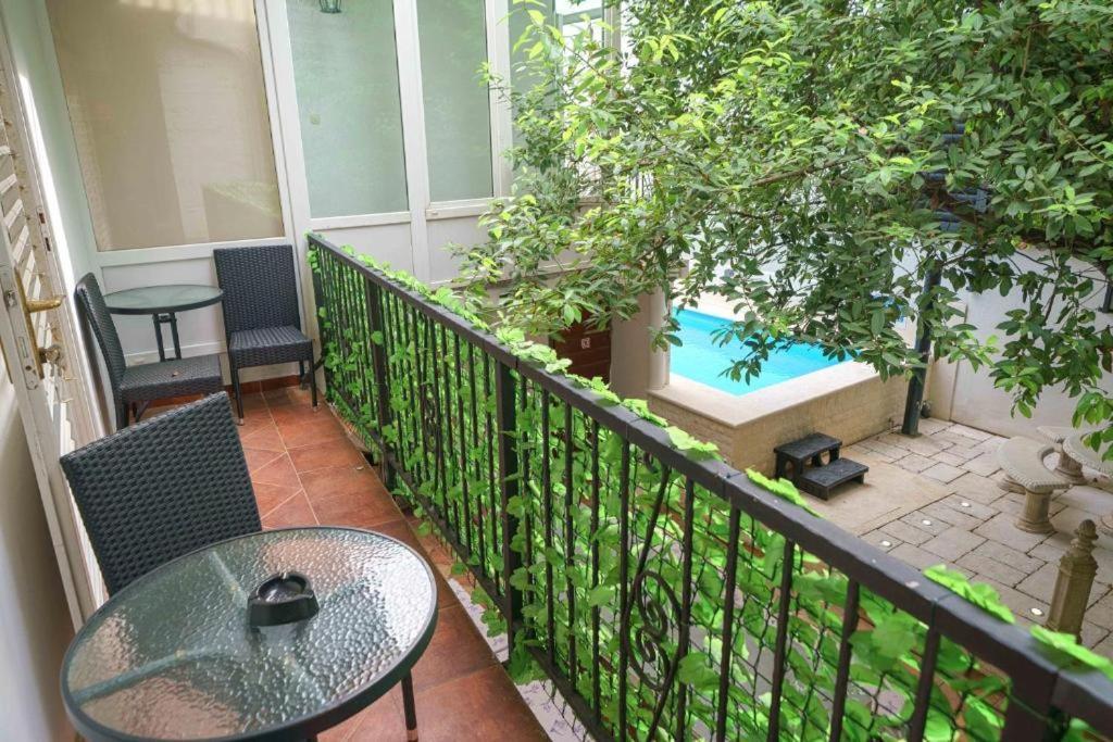 Heritage Residence In Center With Pool- Apartments Vodice Eksteriør bilde